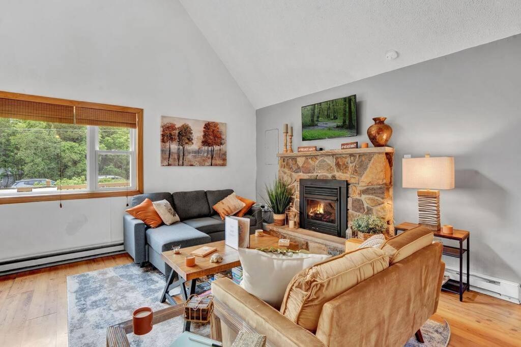 The Sage Chalet In Emerald Lakes, Poconos! Long Pond Exterior foto