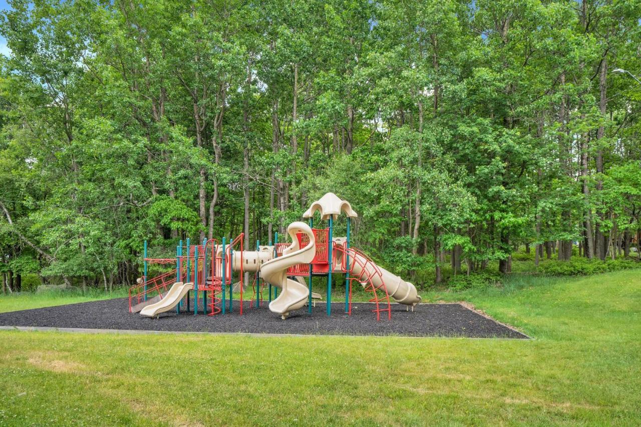 The Sage Chalet In Emerald Lakes, Poconos! Long Pond Exterior foto