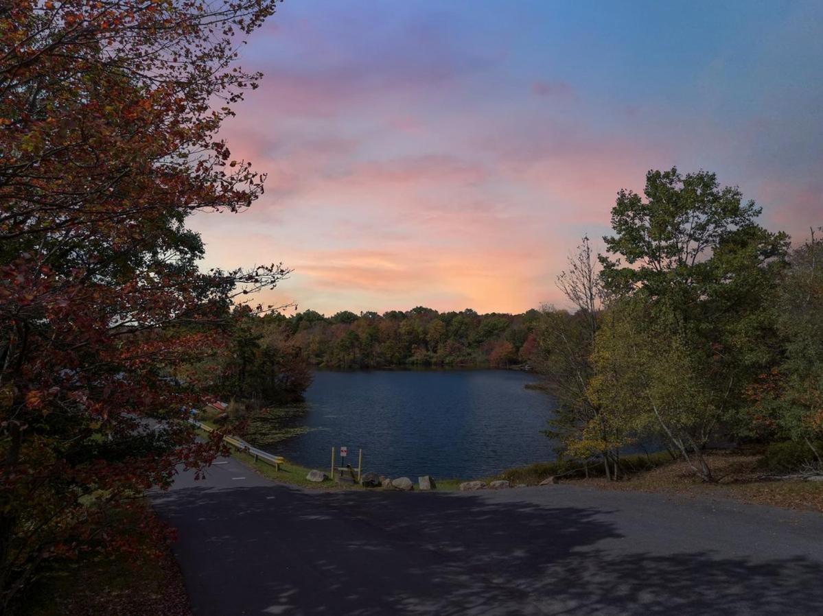 The Sage Chalet In Emerald Lakes, Poconos! Long Pond Exterior foto